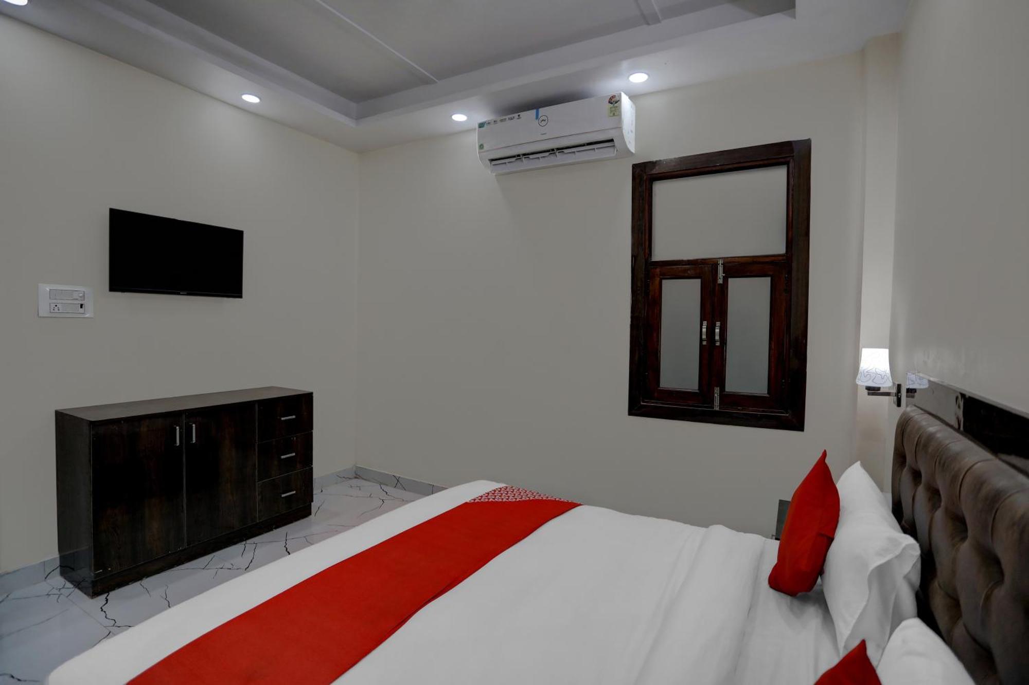 Hotel O Diamond Inn New Delhi Bagian luar foto