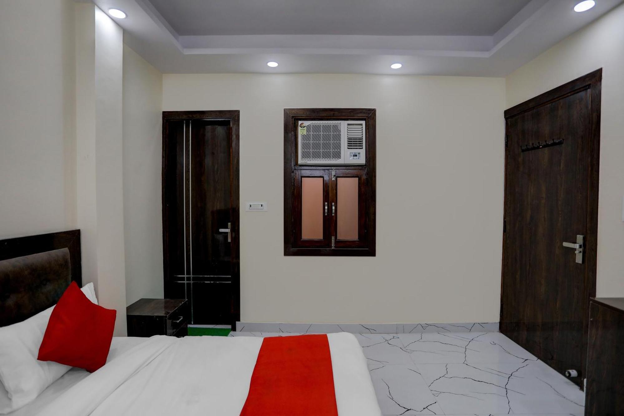 Hotel O Diamond Inn New Delhi Bagian luar foto
