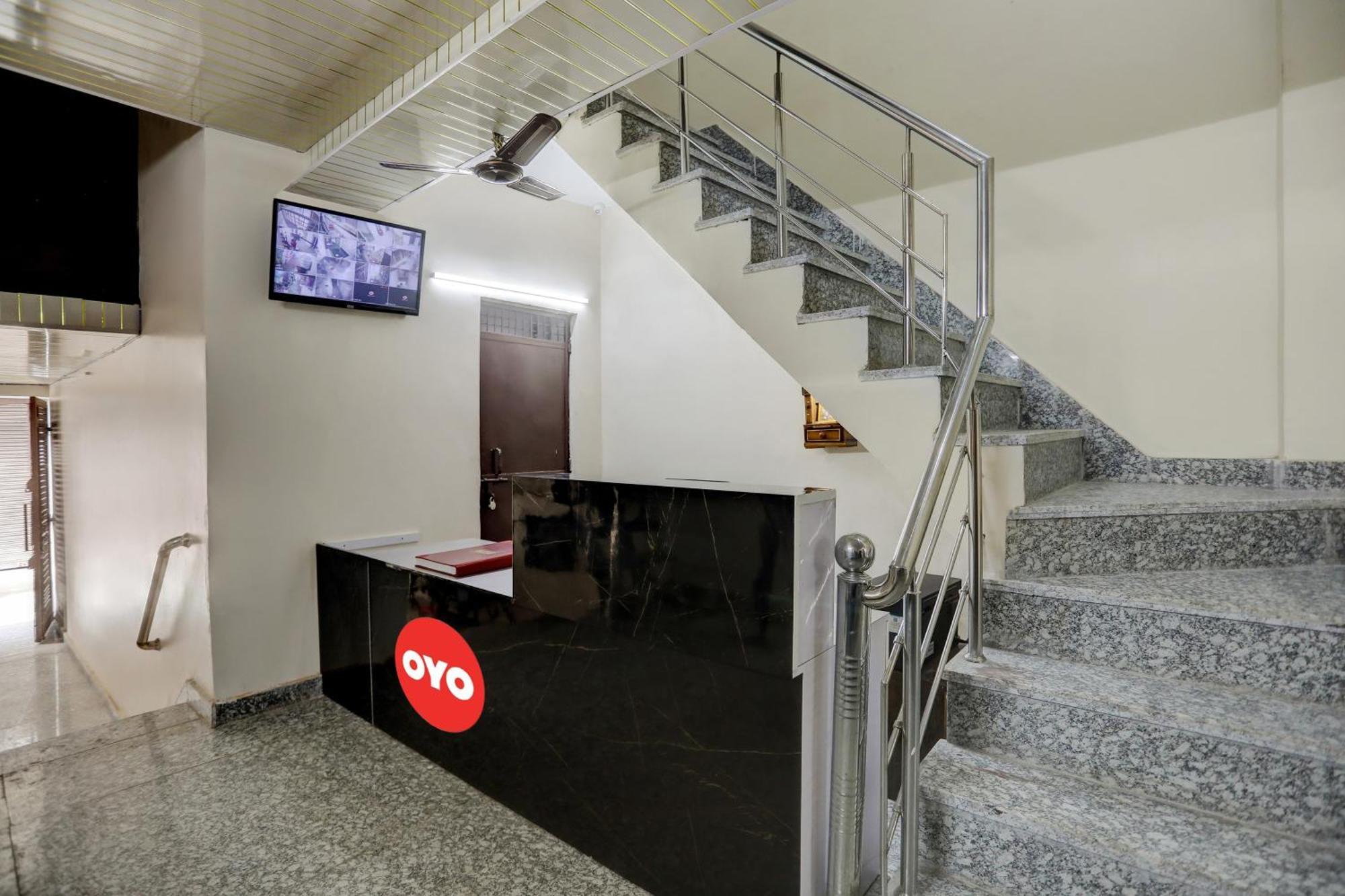 Hotel O Diamond Inn New Delhi Bagian luar foto